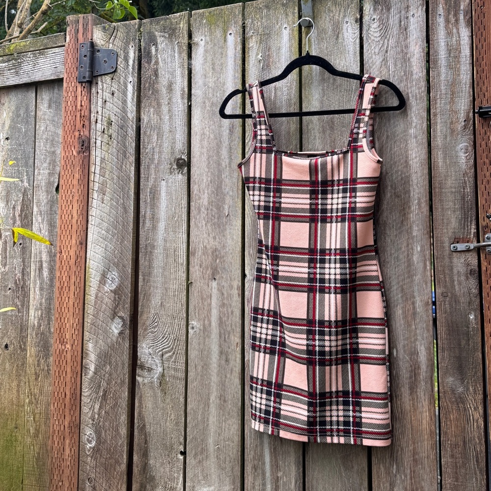 SHEIN Pink and Black Sheath Mini Dress